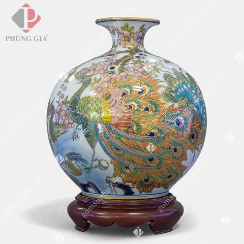 Lộc Bình Vuốt Tay